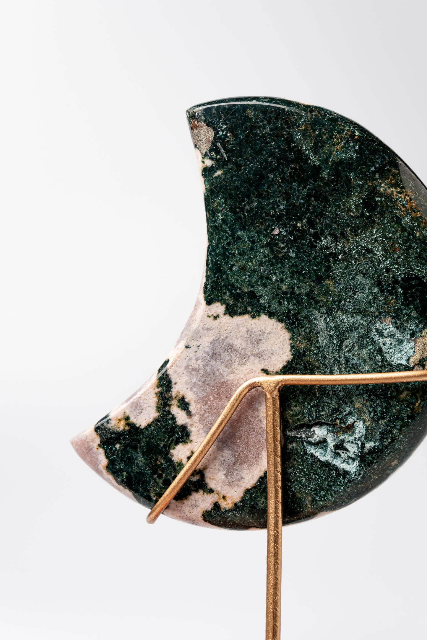 Roze Amethist Maan op Standaard | 04